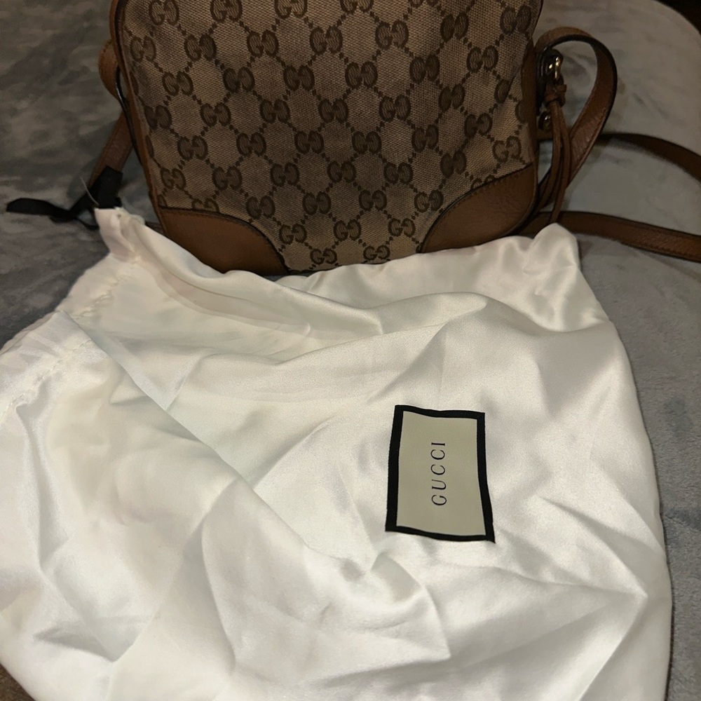 Beautiful authentic Gucci purse